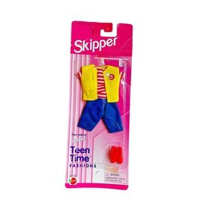 Vintage Barbie Skipper Teen Sitter 1996 Sealed In Pkg. Complete Outfit